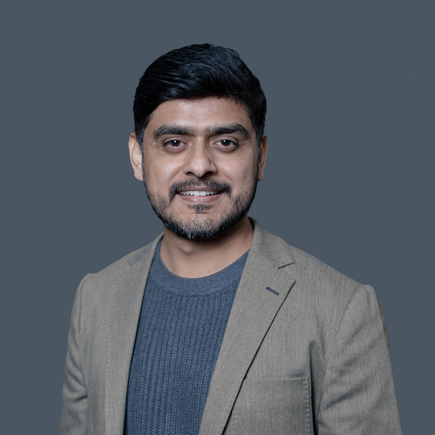 Professional profile photo of Zeeshan Khalid